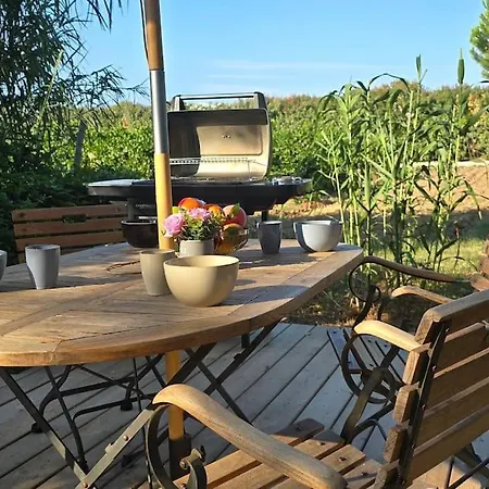 Domaine des Lions - Maisonnette chaleureuse climatisé à Sérignan *